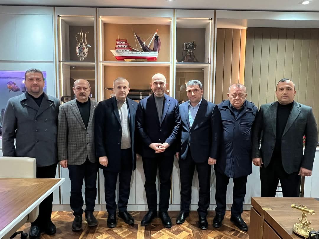 Araklı AK Parti Teşkilatından Bakan Soylu'ya Ziyaret