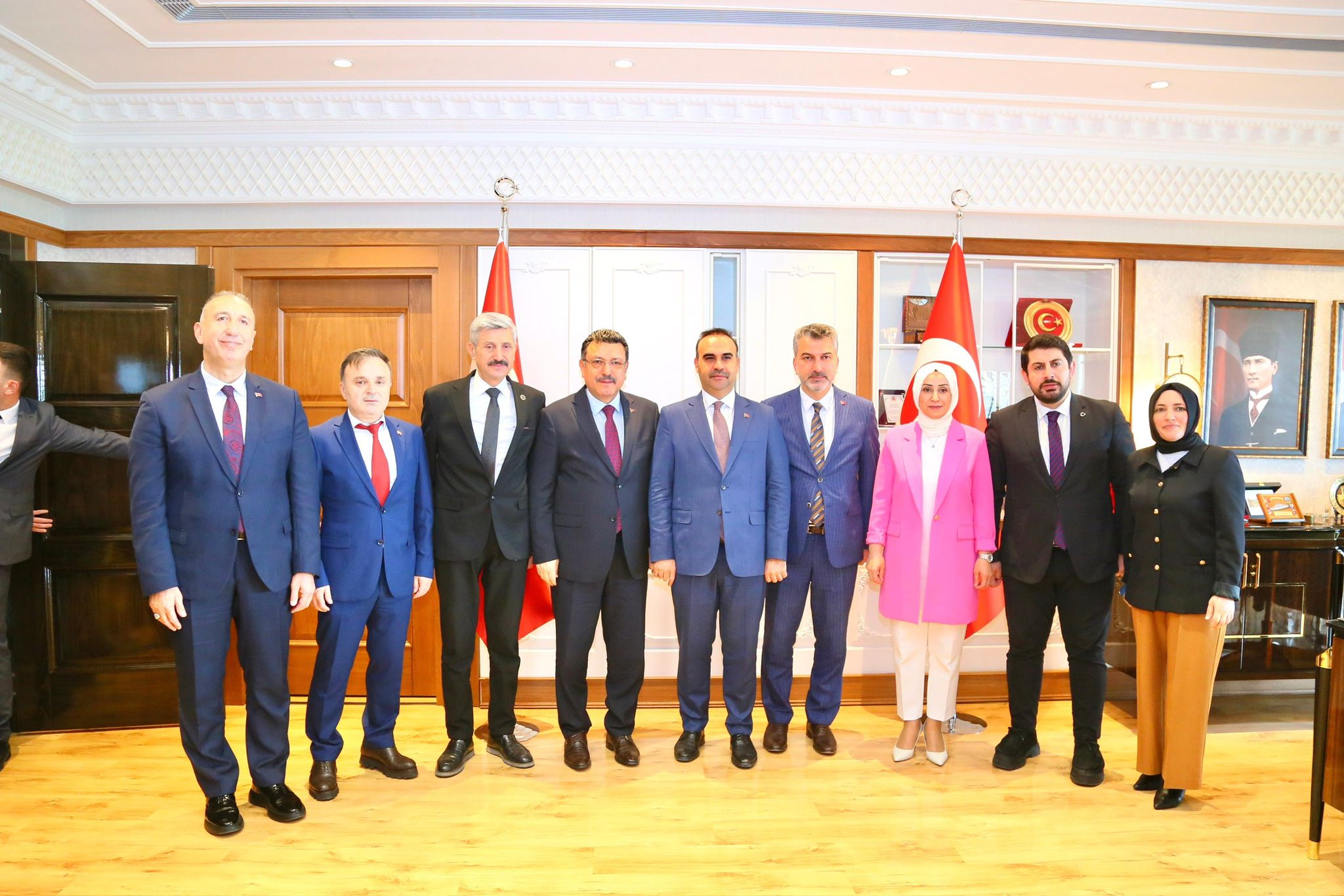 Araklı için Kritik Görüşme! Başkan Çebi, Sanayi ve Teknoloji Bakanı ile Görüştü
