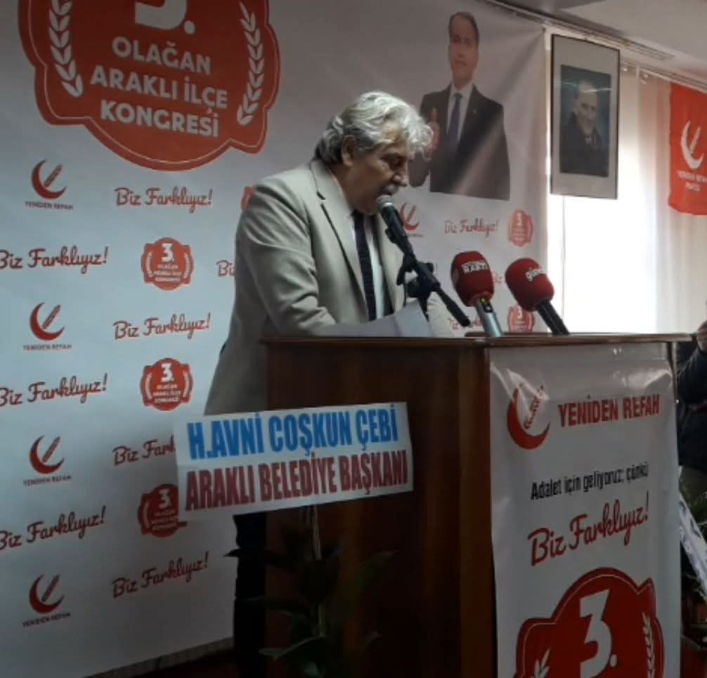 Özderya, Yeniden Araklı ilçe Başkanı Seçildi