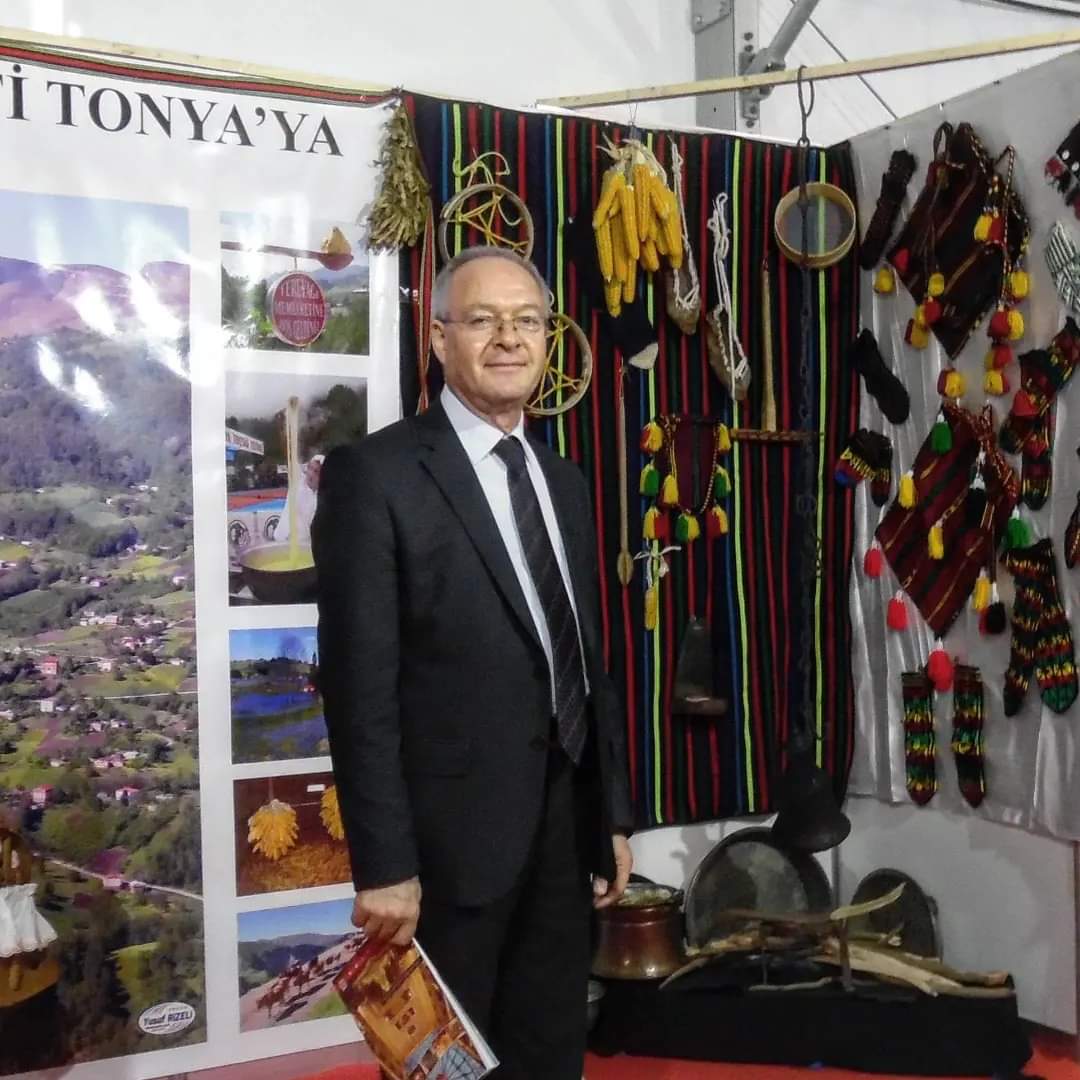 Tonya Belediye Başkanına Makamında Silahlı Saldırı